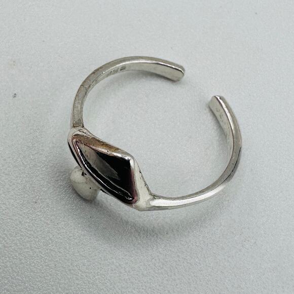 Sterling Silver Mushroom Toe Ring - Picture 4 of 4